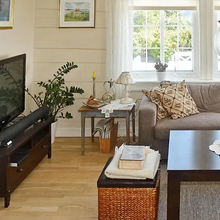 Дом отдыха 10 Person In I Romsdal