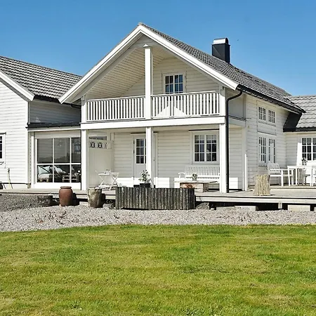 4 Star Holiday Home In Tornes I Romsdal * Tornes