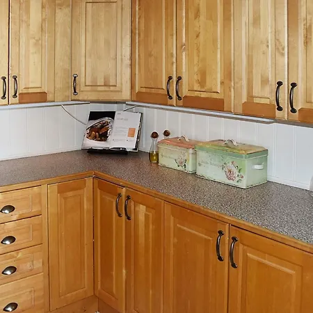 10 Person In I Romsdal *