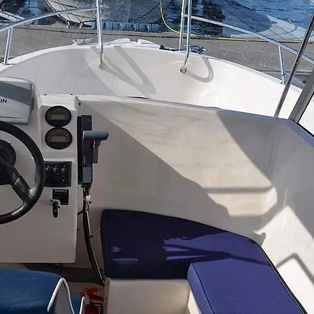 10 Person In I Romsdal Tornes