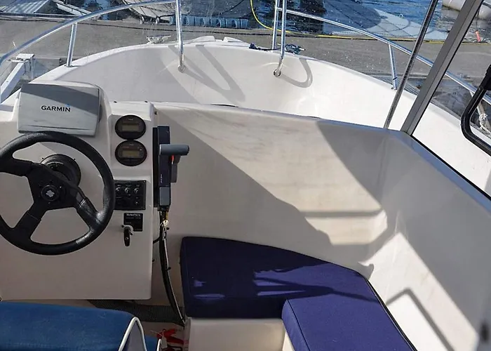 10 Person In I Romsdal Tornes